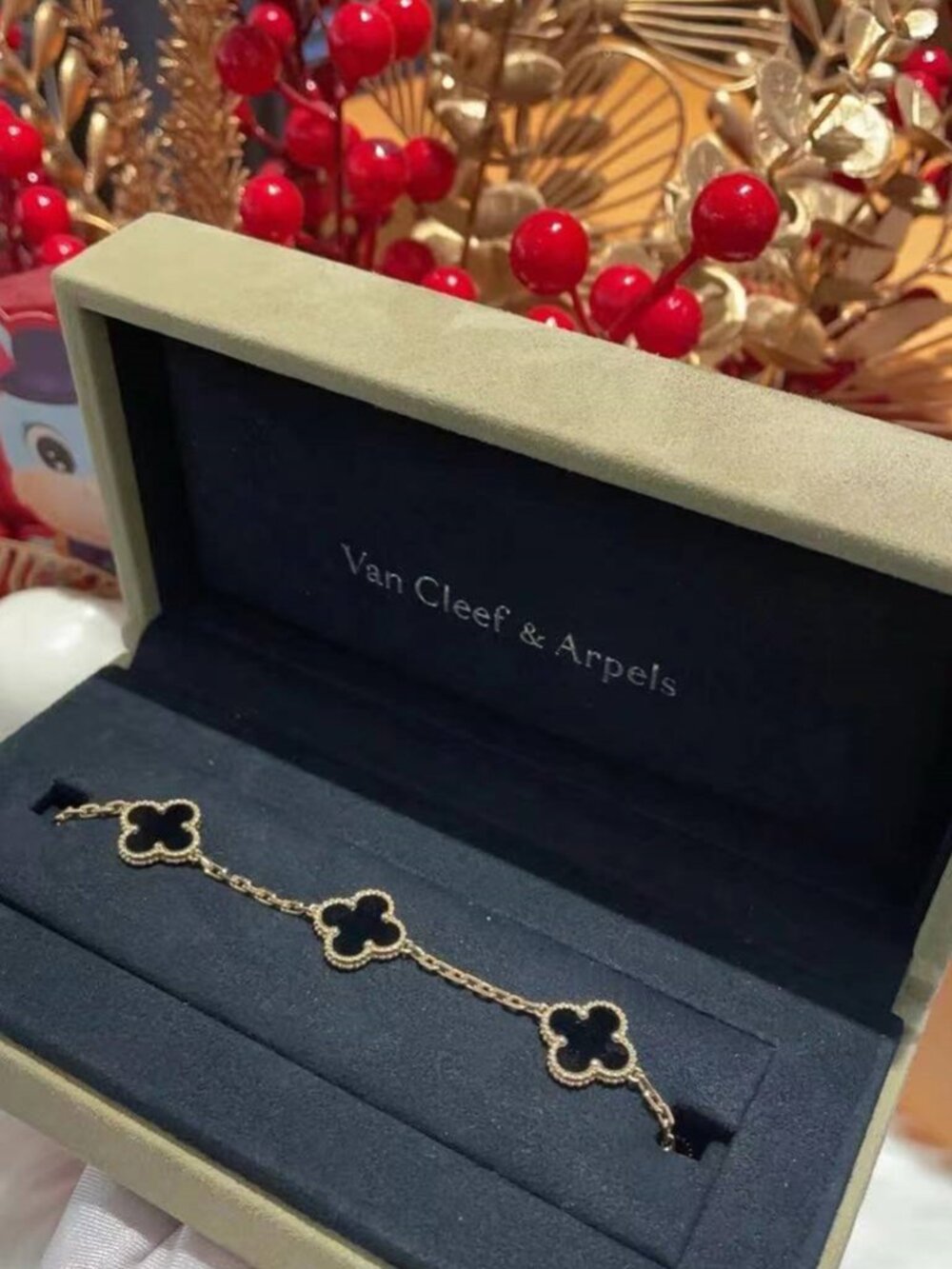Van Cleef & Arpels Black Bracelet
